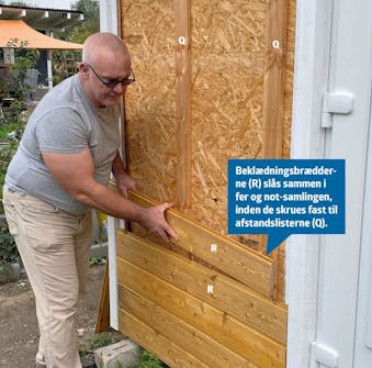 Isoleret anneks: Beklædningsbrædder på isoleret anneks Isoleret anneks: Beklædningsbrædder monteres på isoleret anneks